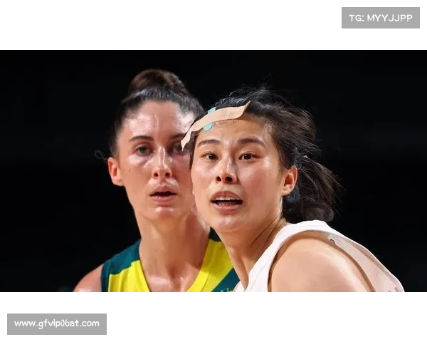 王思雨温馨端午祝福：咸甜有情，美好随行