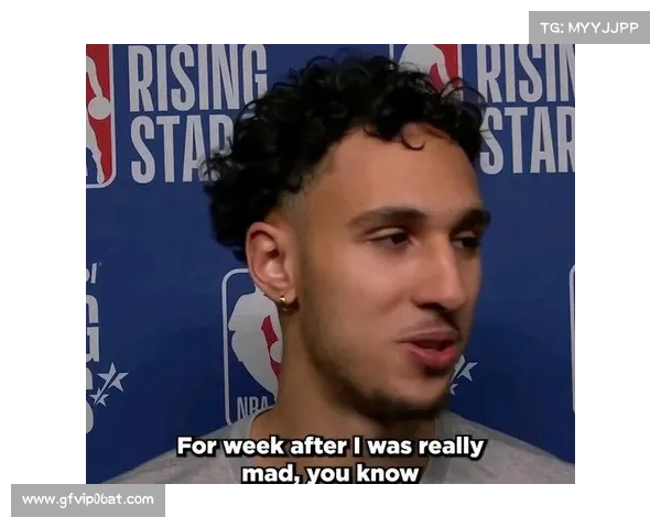 里萨谢成为新科状元,正式披上球衣开启NBA生涯(谢里夫对萨迪纳摩) 里萨谢成为新科状元,正式披上球衣开启NBA生涯(谢里夫对萨迪纳摩)