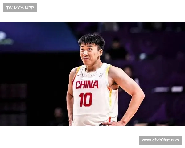 中国男篮夏季联赛首次单节超越对手,次节逆袭黄蜂展现实力(中国男篮夏季联赛战胜黄蜂) 中国男篮夏季联赛首次单节超越对手,次节逆袭黄蜂展现实力(中国男篮夏季联赛战胜黄蜂)